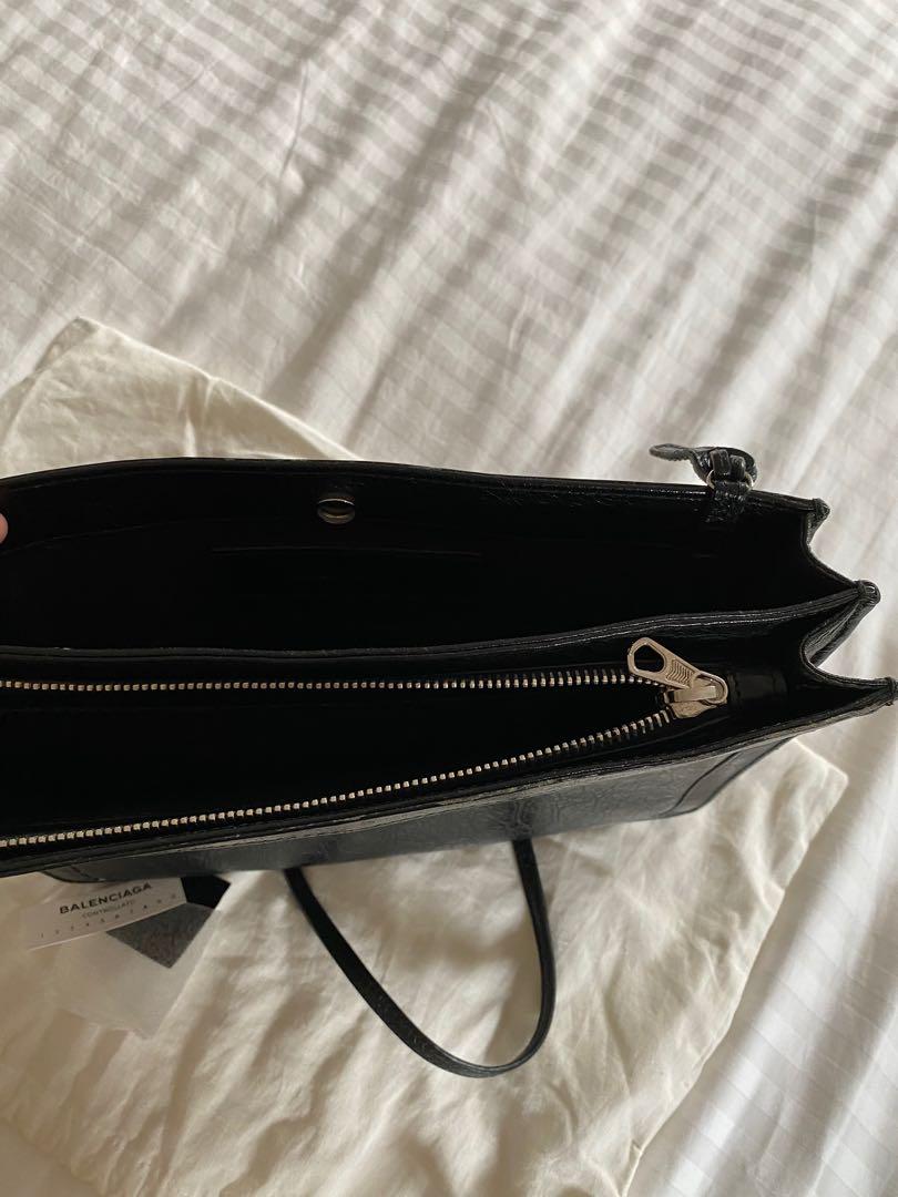 Balenciaga navy pochette s deals