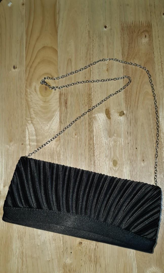 Black satin handbag / sling bag (Category: Tote Bags) located in Mandaluyong City. Submitted by kmfad (Listing ID 1023615369, Image 2). Description: .