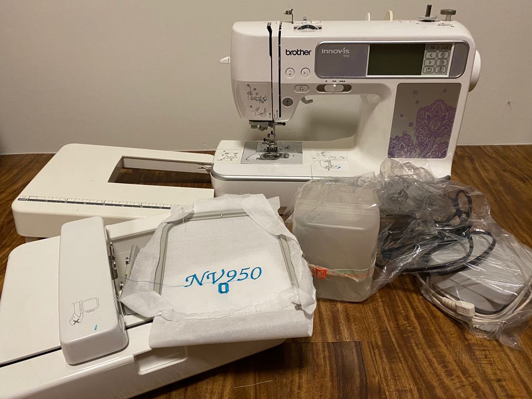 Brother innovis 950 embroidery Sewing Machine, Hobbies & Toys