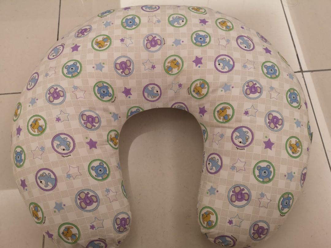 bumble bee nursing pillow