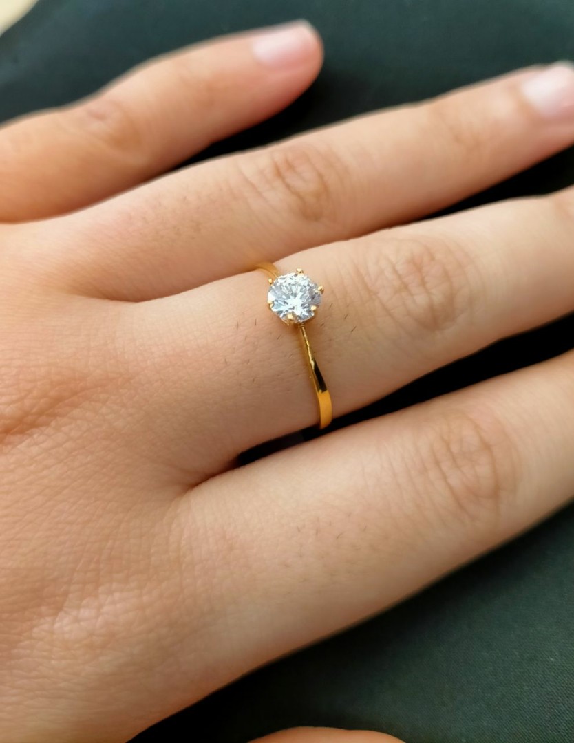 Cincin Emas 916 Swarovski Size 19 Women S Fashion Jewellery On Carousell