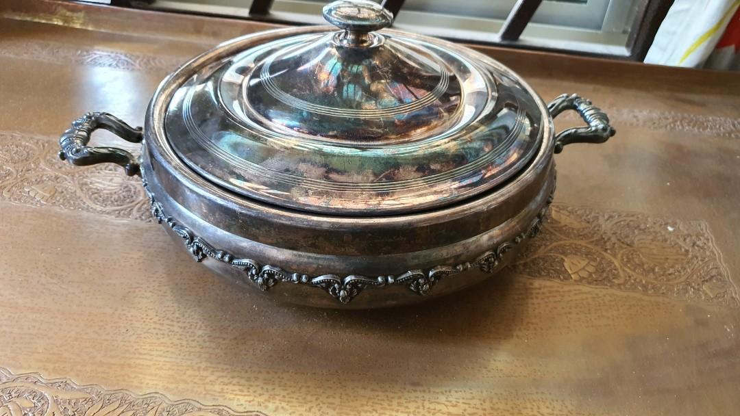 Forbes Silver & Co. 059 (Category: Vintage Collectibles) located in Kuala Lumpur. Submitted by mcd8003 (Listing ID 1023396614, Image 1). Description: It's from Forbes Silver & Co. Still in a pretty good condition for its age. Once polished, you know you have a keeper. We're doing spring cleaning!.