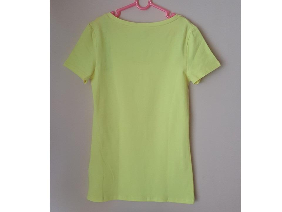 H&M divided basic top (Category: Babies & Kids Fashion) located in Singapore. Submitted by suppercat (Listing ID 1023502372, Image 2). Description: H&M divided basic stripe top Luminous yellow XS Top in stretch soft organic cotton short sleeves jersey with ribbing around the neckline. Composition: Cotton 95%, Elastane 5% Size: EUR – XS US – XS CA – TP CN – 160/80A MX - XCH .