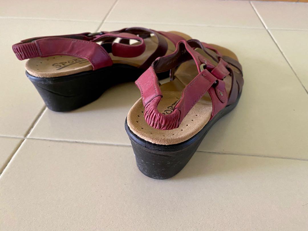Japan made maroon wedge sandals