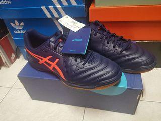 Asics Futsal Footwear Carousell Malaysia