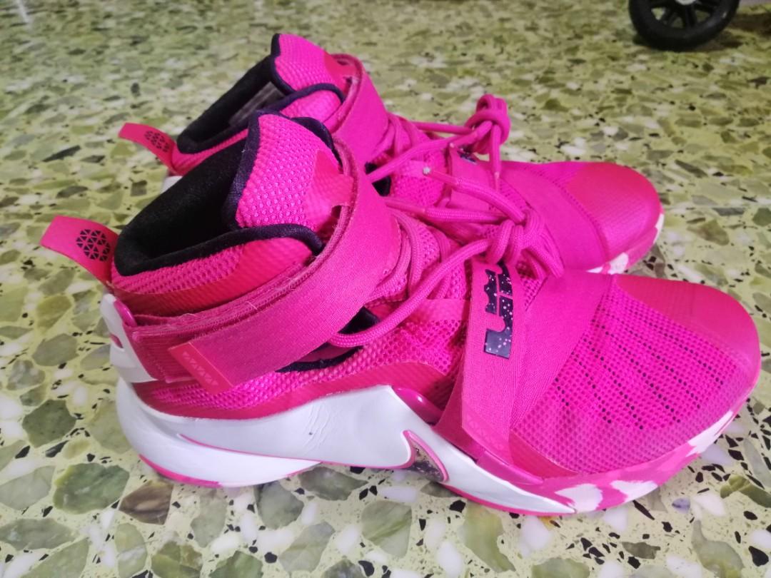 Lebron 9 hotsell soldier pink