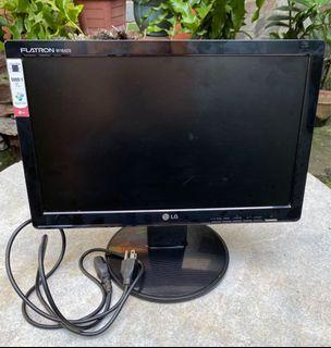 LG W1642S 15.6” Wide Format LCD Monitor