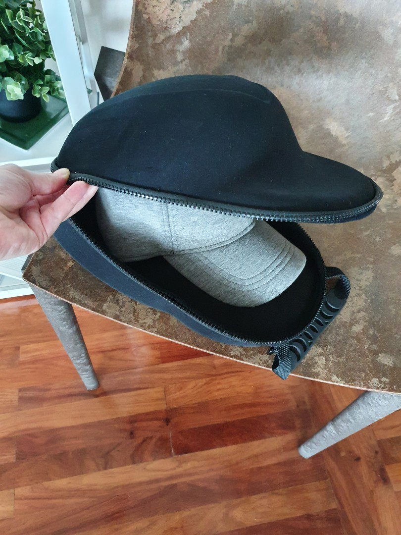Lids hotsell hat carrier