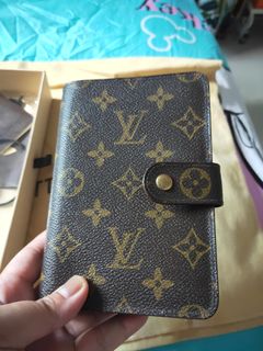 (Category: ) located in . Submitted by ms.lv (Listing ID 1023428676, Image 1). Description: .