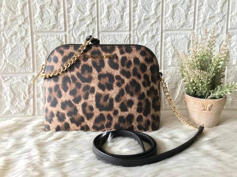 MICHAEL KORS LEOPARD BAGS Luxury Bags Wallets on Carousell