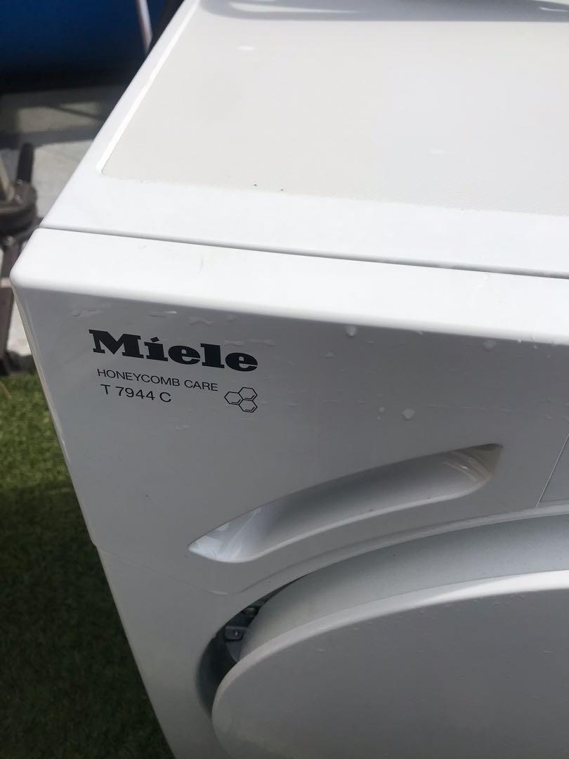 Miele T7944C Condenser Tumble Dryer, 7kg, 家庭電器, 洗衣機及乾衣機 Carousell