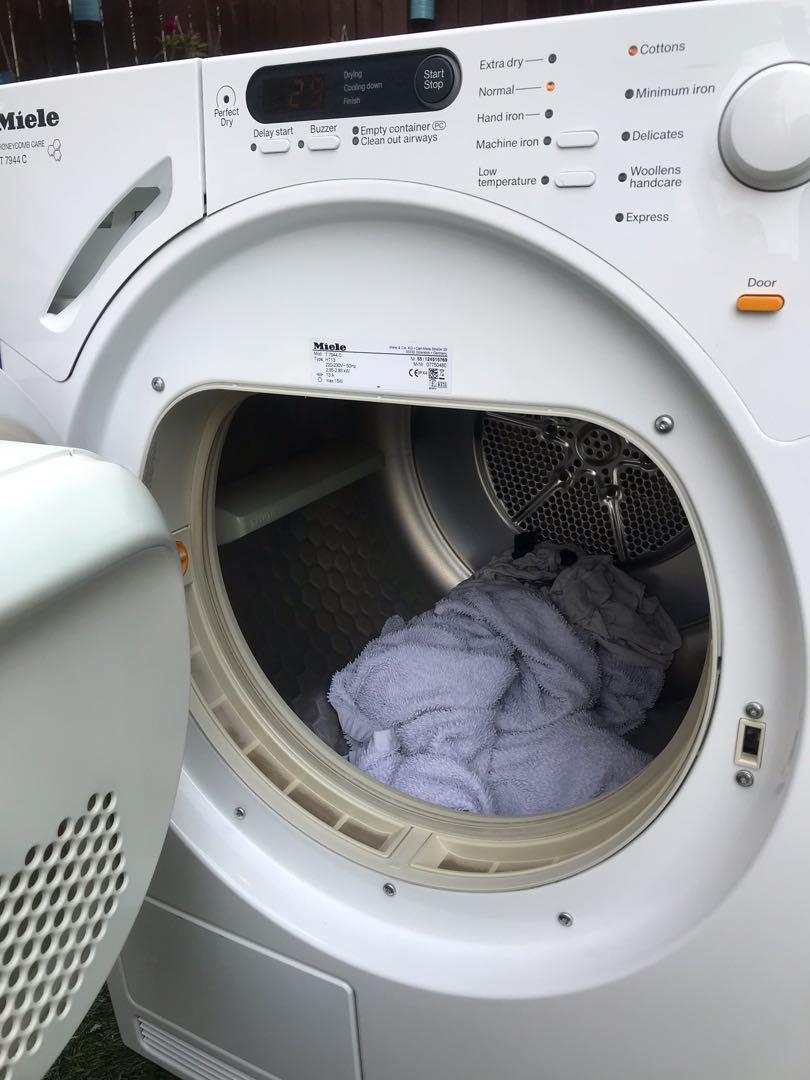Miele T7944C Condenser Tumble Dryer, 7kg, 家庭電器, 洗衣機及乾衣機 Carousell