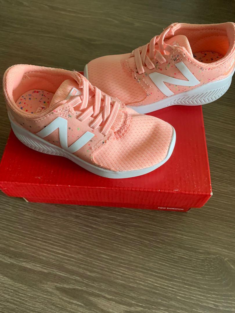 toddler pink new balance shoes