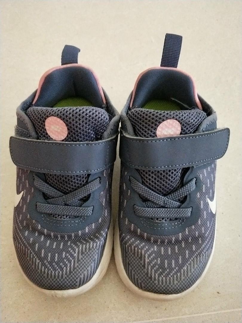 nike free rn 2018 boys