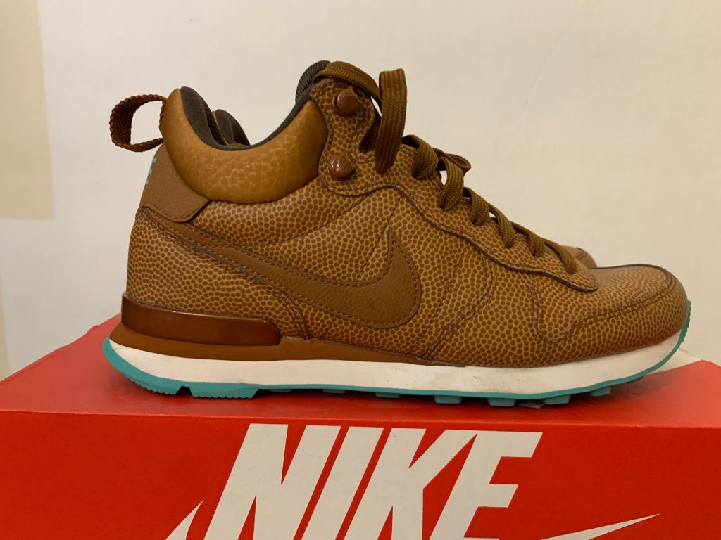 Nike internationalist leather women's cheap