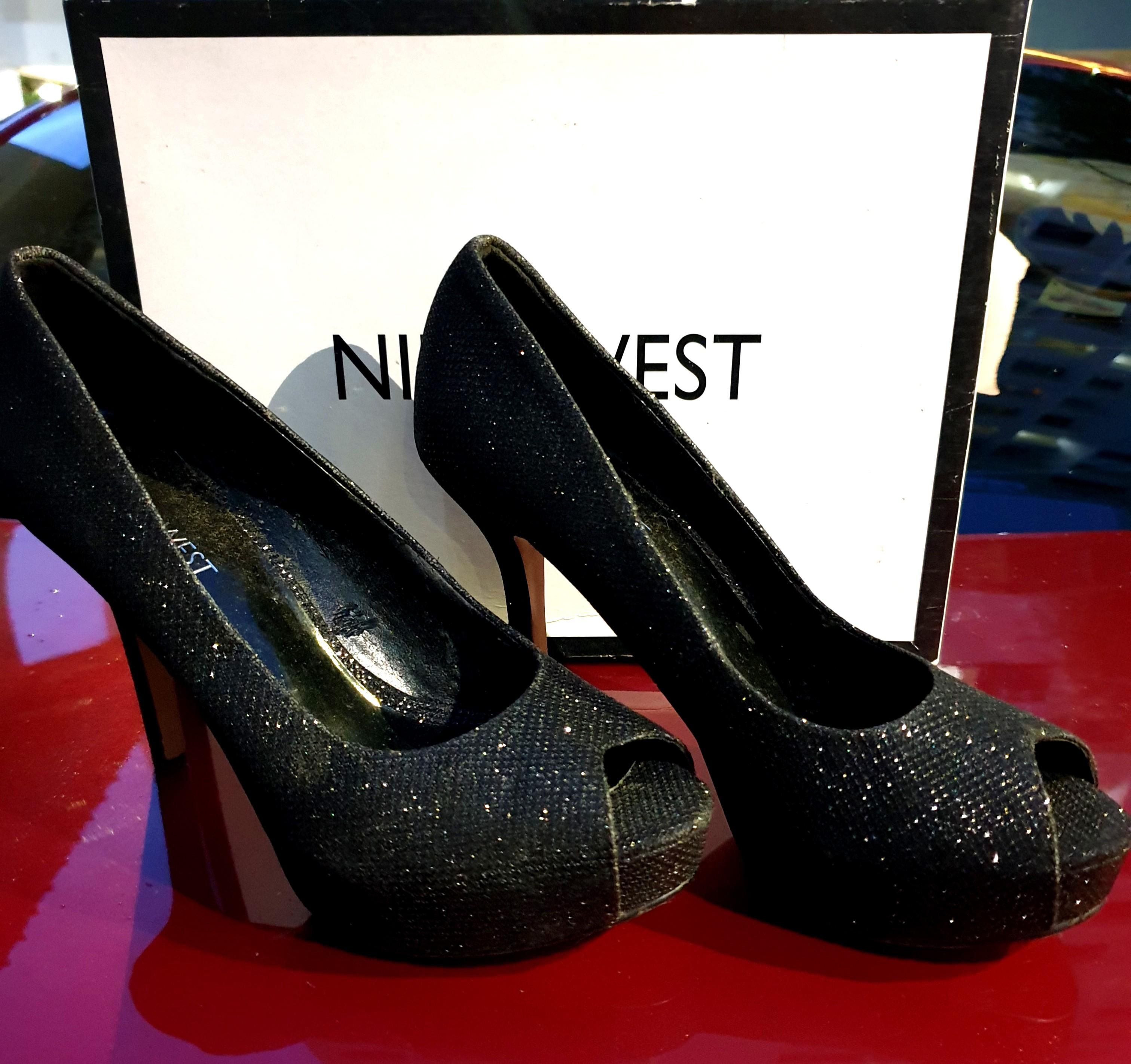 nine west shimmer pump