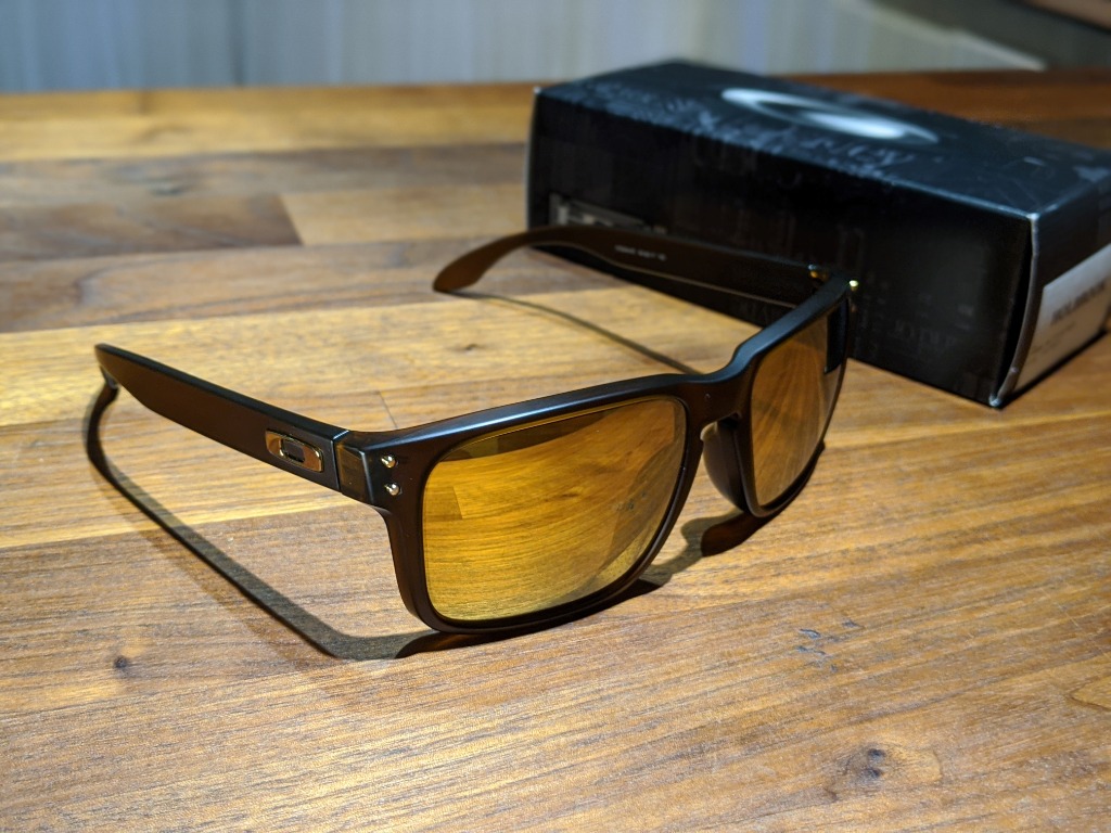 Oakley holbrook gold clearance lenses