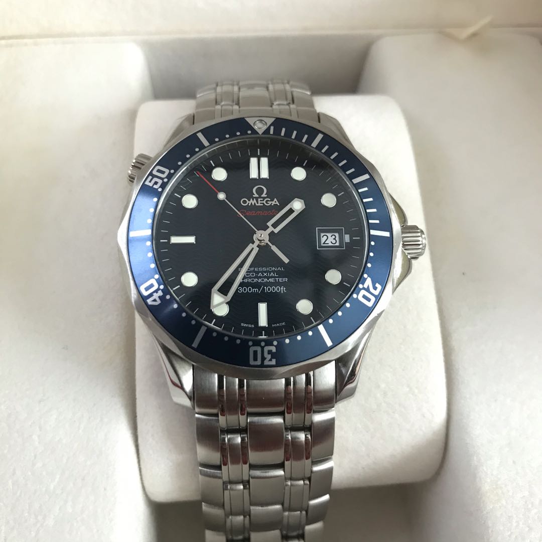 Omega Seamaster 2220.80 (Featured in Casino Royale), Mobile Phones \u0026  Gadgets, Wearables \u0026 Smart Watches on Carousell