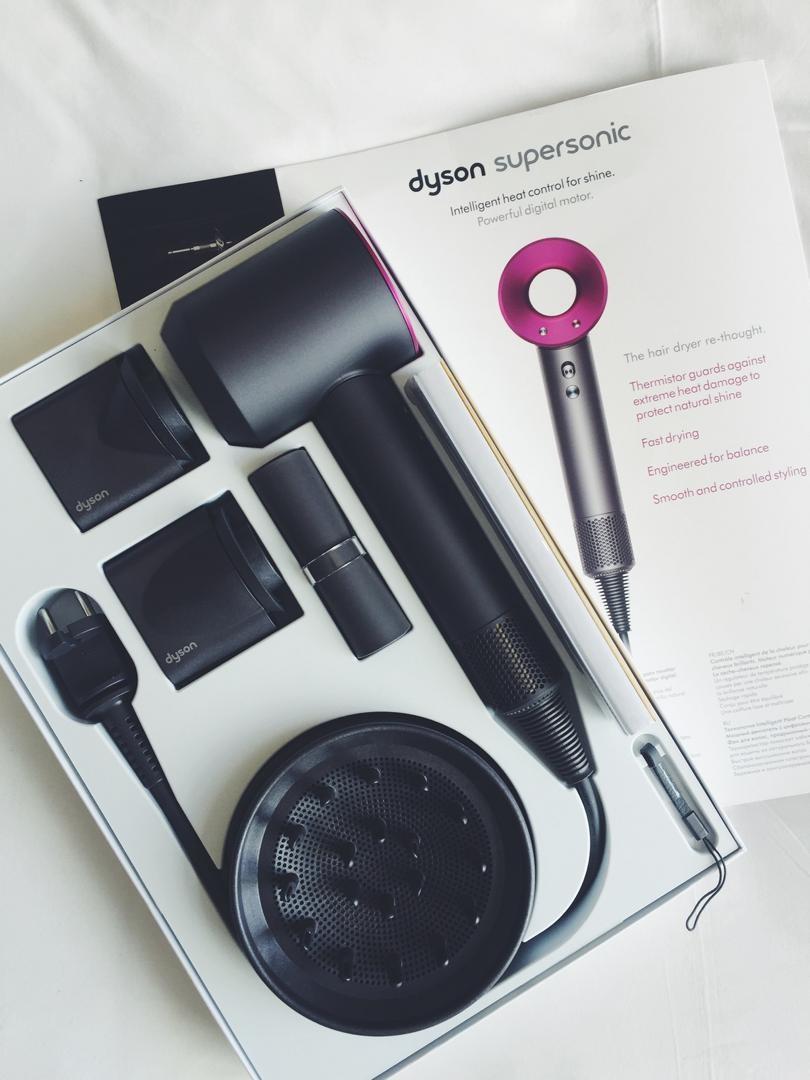 Dyson Supersonic Hair Dryer 1 Set Free Shipping Health Beauty Hair Care On Carousell