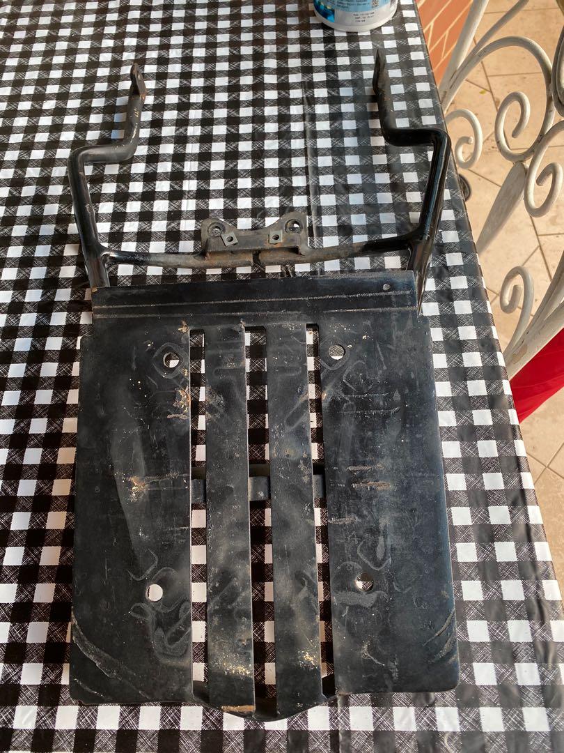 Original Kucay Rack FZ16 Gen 1/2, Motorcycles, Motorcycle Accessories ...