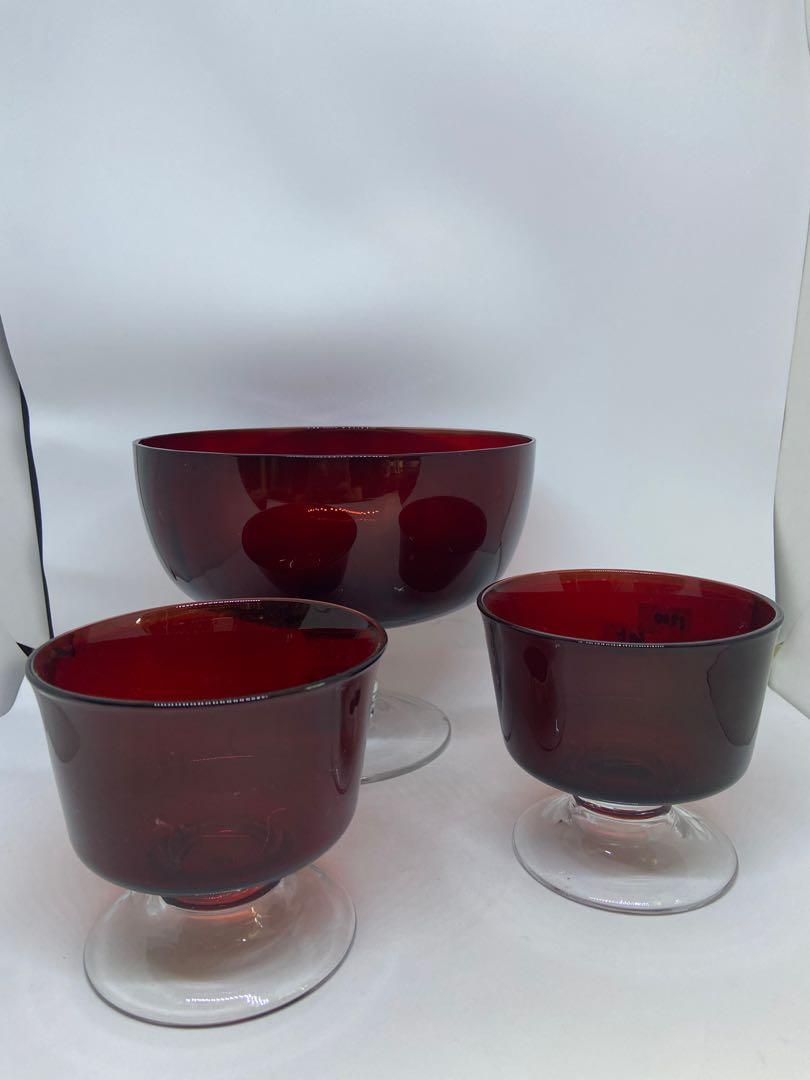Red glass set (Category: Other Kitchenware & Tableware) located in Las Pinas. Submitted by paaaatsy (Listing ID 1023440715, Image 1). Description: .