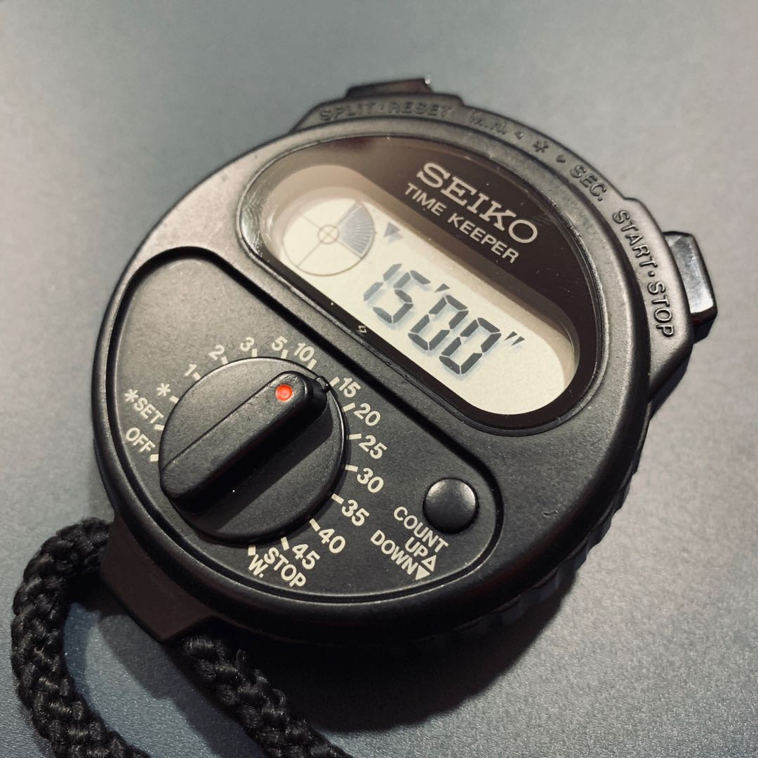 Seiko Vintage S321-4000 Digital Stopwatch, Men's Fashion, Watches &  Accessories, Watches on Carousell