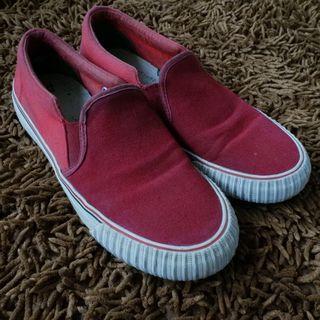 Slip On PF Flyers (bukan vans)