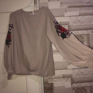 (Kategori: ) berada di . Dikirim oleh rm_preloved (ID iklan 1023497928, Gambar 1). Deskripsi: .