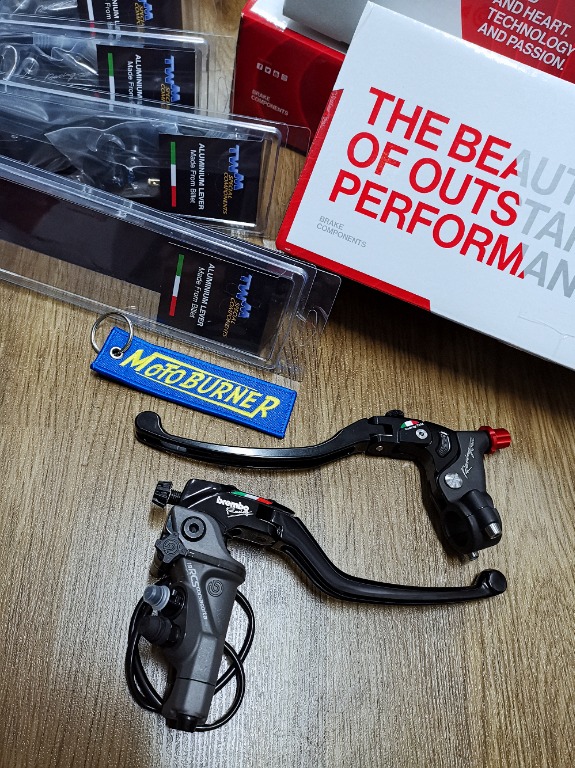 TWM clutch LCS01S with Switch Brembo RCS pairing, Motorcycles ...