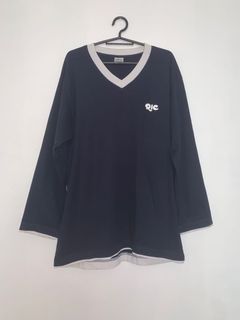 (Category: ) located in . Submitted by euki.closet (Listing ID 1023451860, Image 1). Description: .