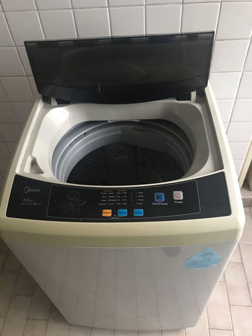 Cash and carry washing shop machine