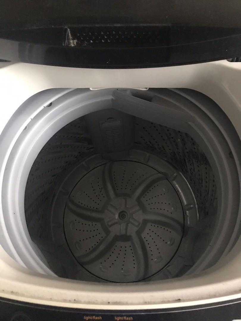 Cash and carry washing shop machine