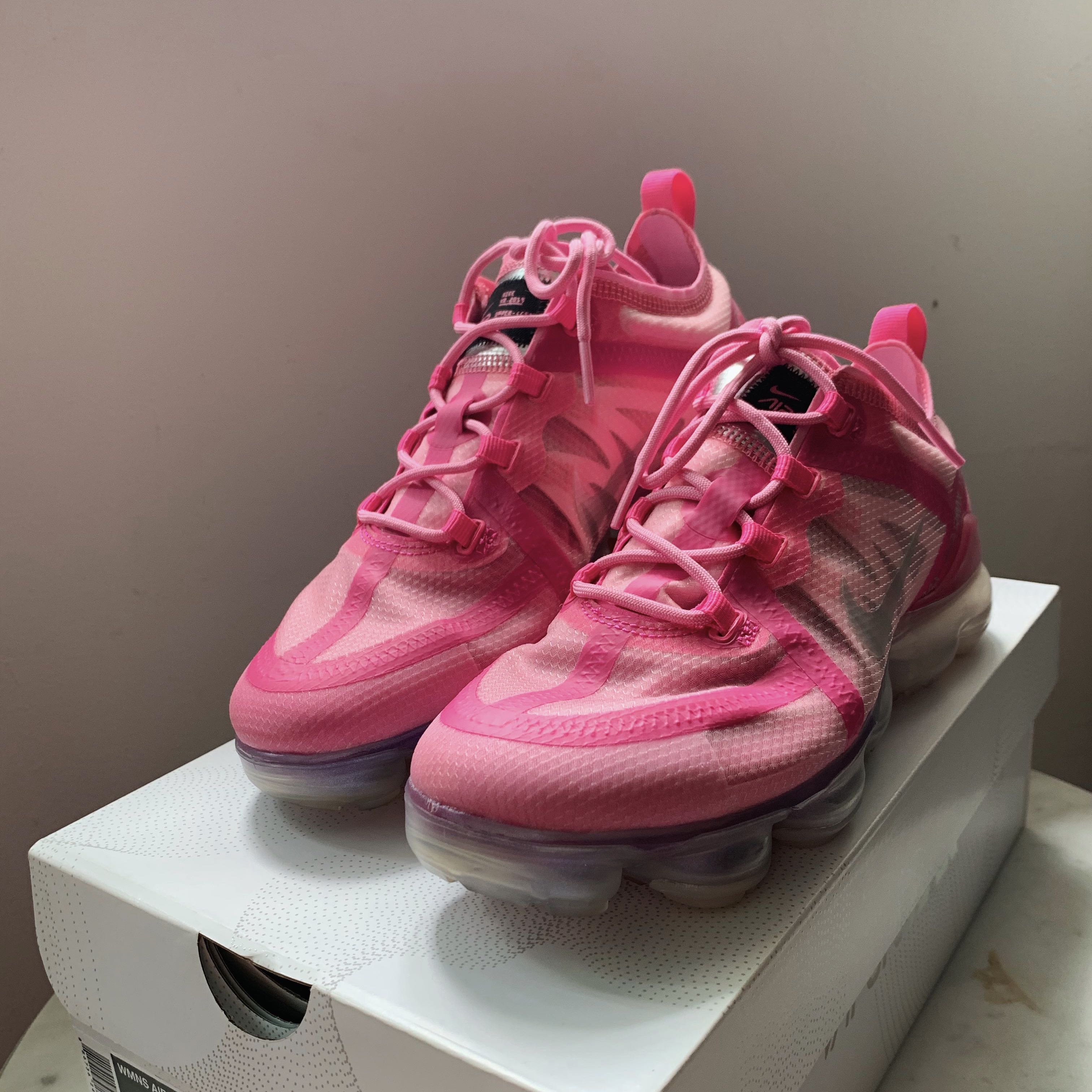 Psychic pink vapormax sale