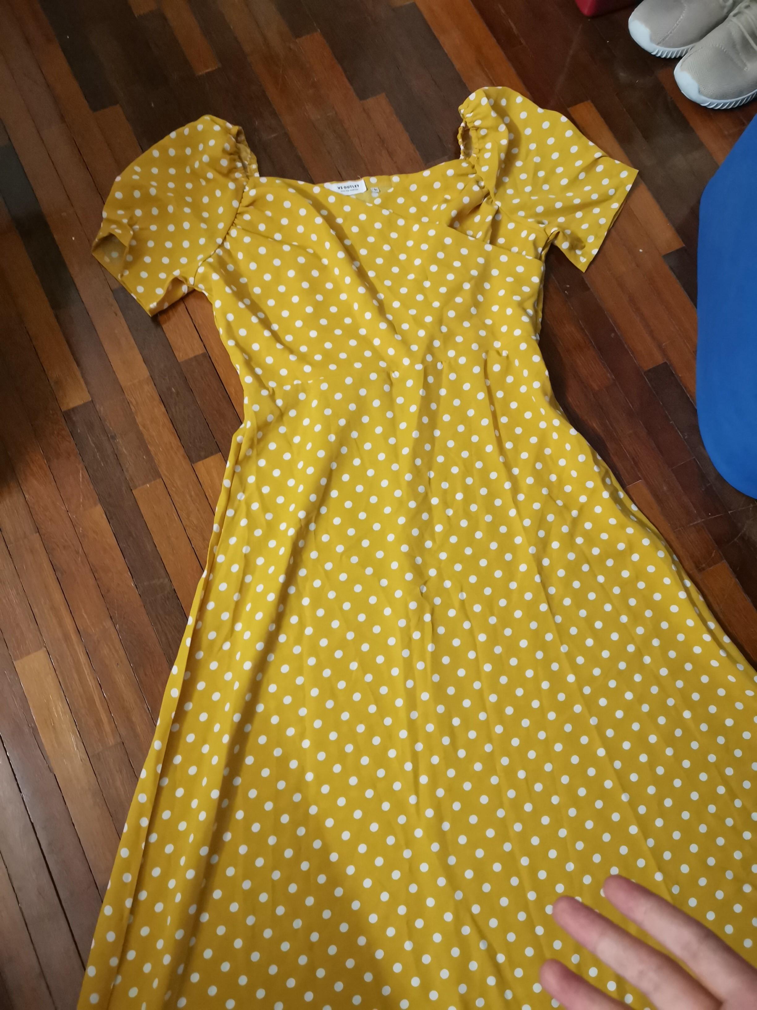 yellow polka dot maxi dress