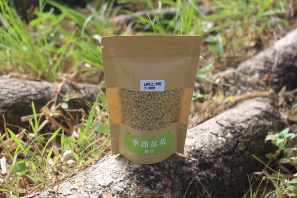 日向土 小袋 70ml 盆栽配合用介質疏水 吸付有害物質 Stayhomeandwin 傢俬 家居 Gardening Plants Carousell