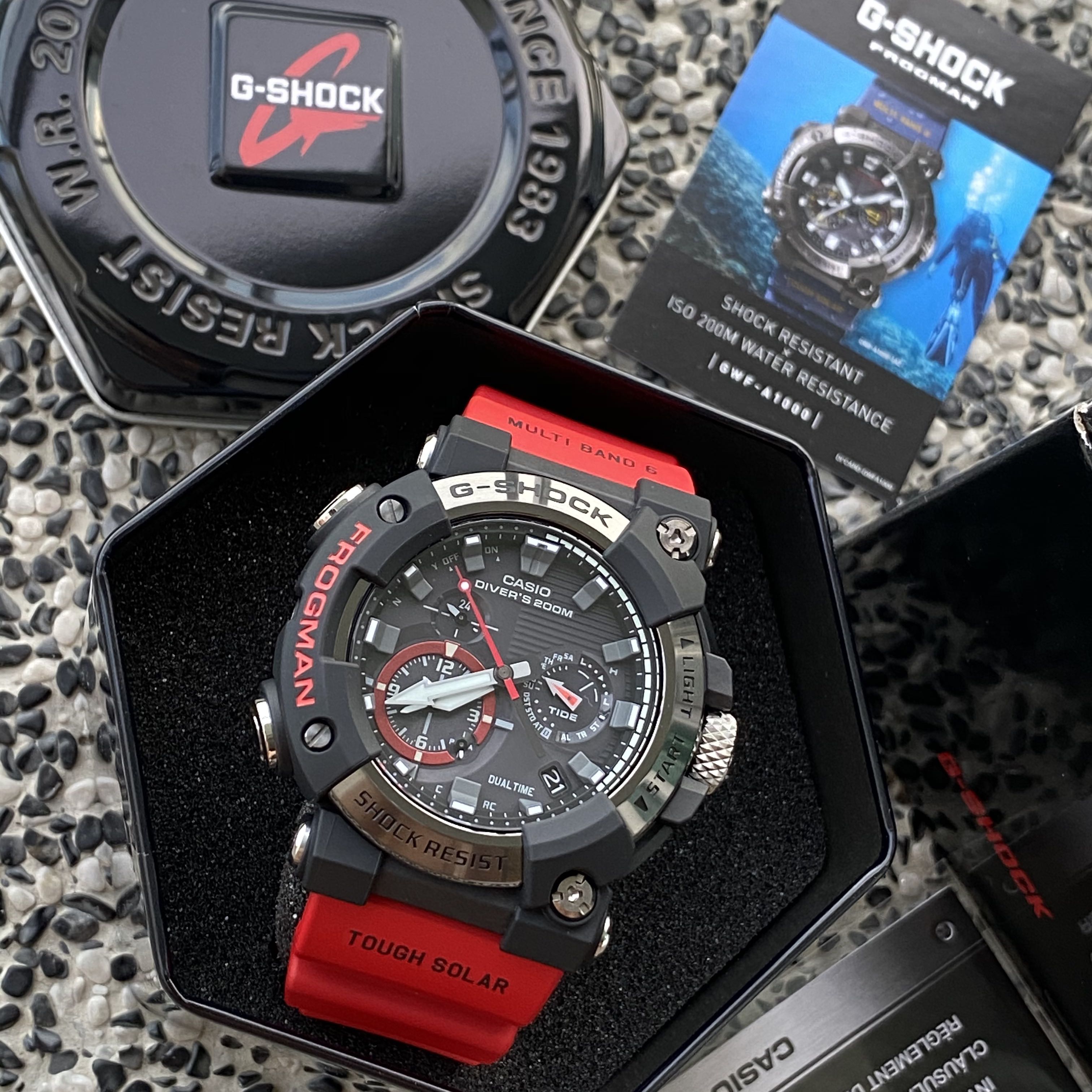 New discount frogman analog