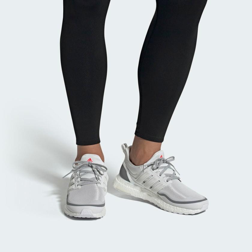 ultraboost reflective white