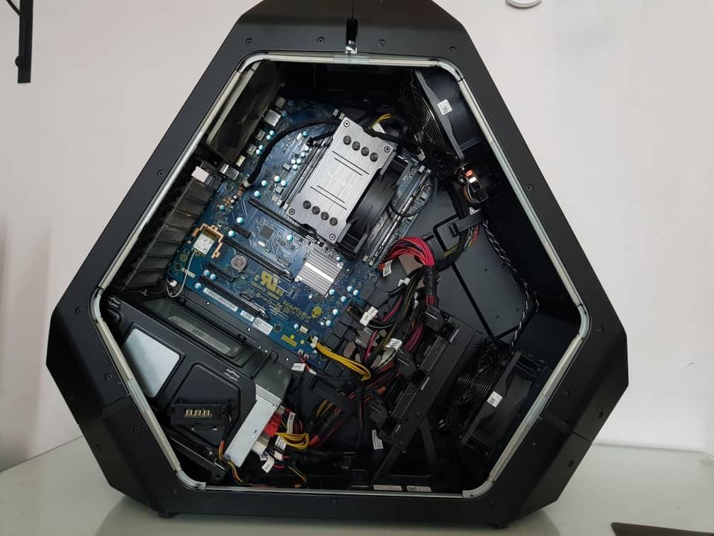 Alienware Area 51 R2 For Sell, Computers & Tech, Desktops on Carousell