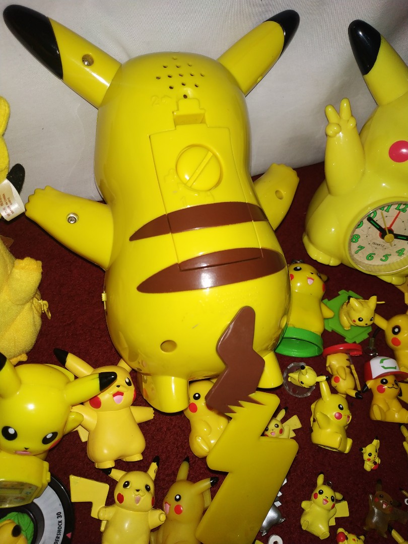 Assorted Lot Pikachu Nintendo Tomy ETC Figure Bundle