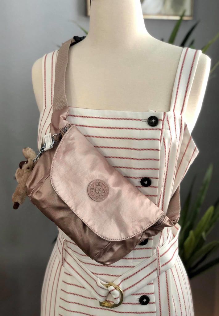 Kipling arvin sales
