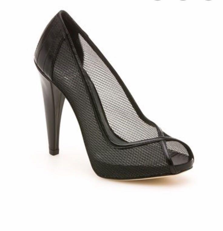 stuart weitzman black heels