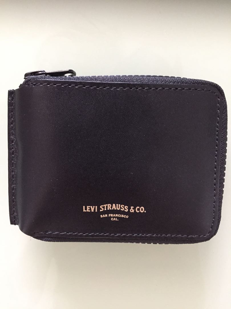 levis zip wallet