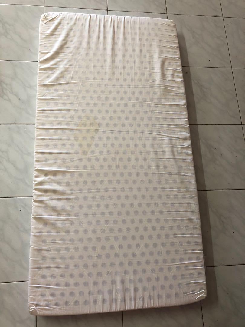 bumble bee latex mattress