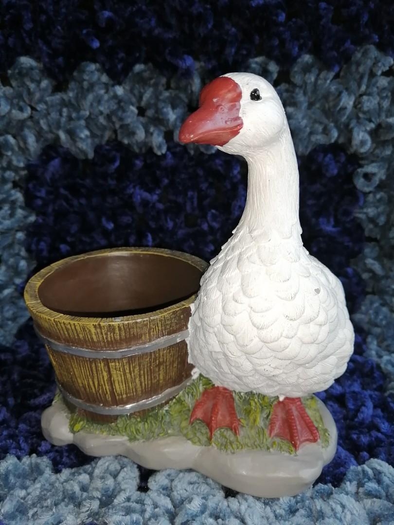 Ceramic Duck Display / Plant Pot (Category: Home Improvement Tools & Accessories) located in Manila. Submitted by rarefindsgallery (Listing ID 1023644305, Image 1). Description: 🦆 CERAMIC DUCK DISPLAY / PLANT POT H: 7" *good as new 😍 Japan 🇯🇵 💸 Php480 #ceramic #duckdisplay #plantpot #AshleyJapanSurplus #JapanSurplus.