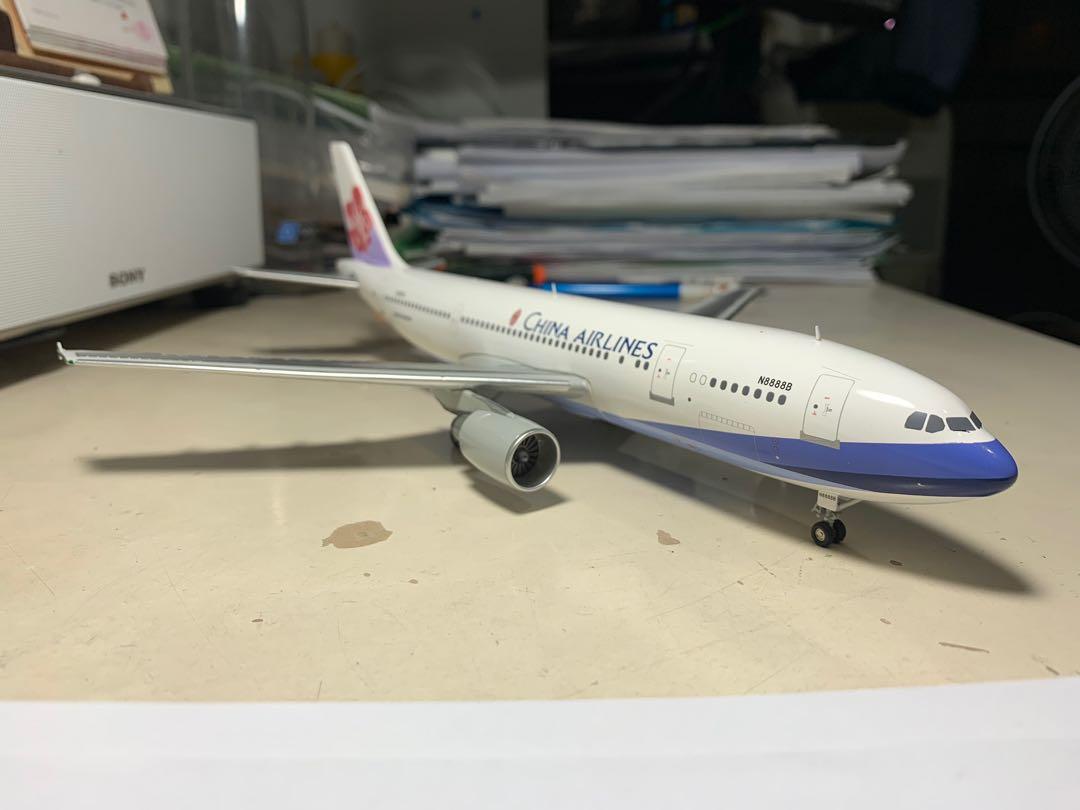 ➀ 1/200 中華航空 AIRBUS A300-600R N8888B 赤みがかっ