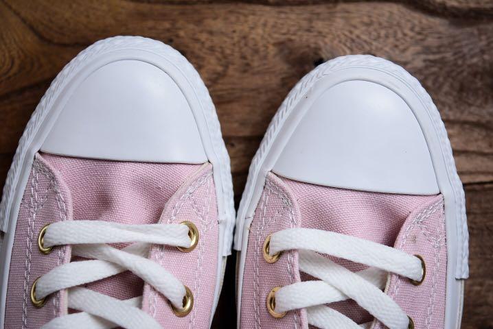 converse all star heart patch