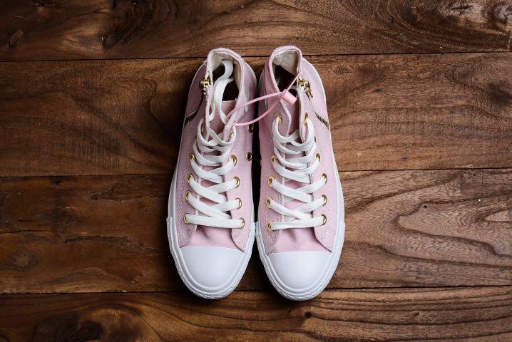 All star heart outlet