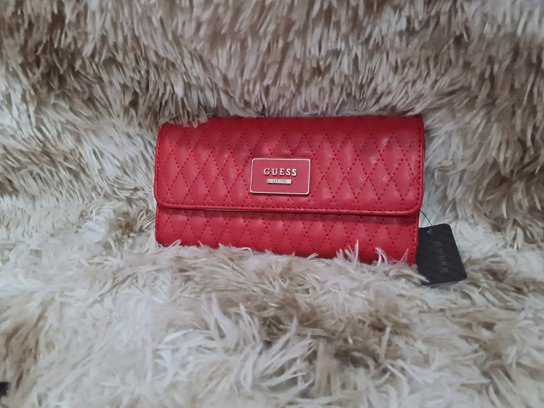 guess red wallet