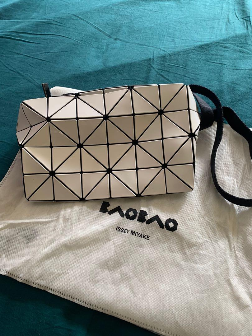 Issey Miyake Bao Bao carton crossbody in white