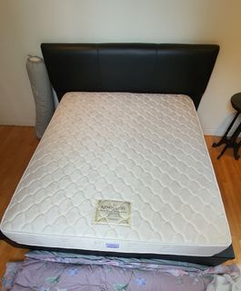 (Category: ) located in . Submitted by mrsboxes (Listing ID 1023727641, Image 1). Description: .